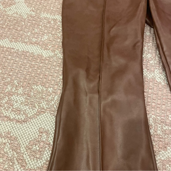 7 for all mankind 
Xs
Faux leather brown - Picture 2 of 5